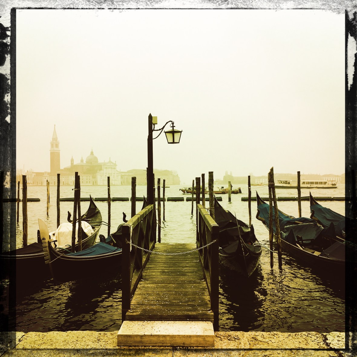 HipstamaticPhoto-509618580.896912